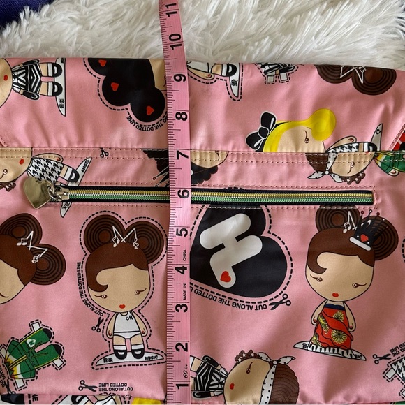Harajuku Lovers "Paper Dolls" Crossbody/Messenger Bag - Picture 6 of 9